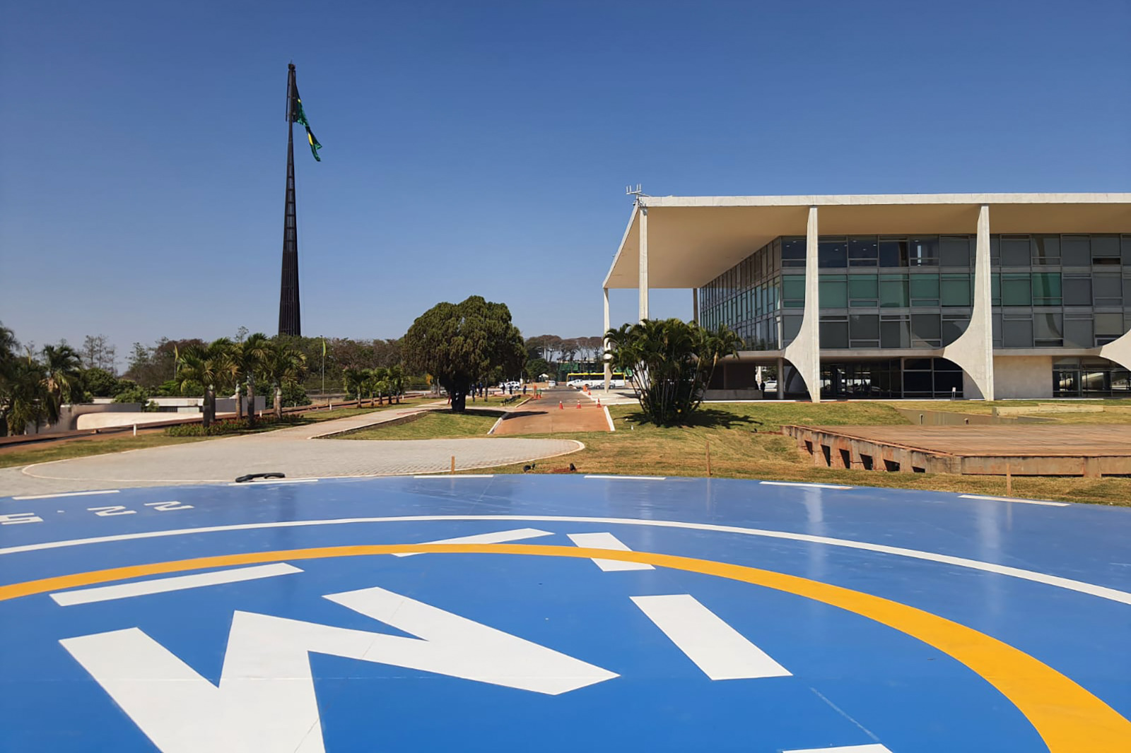 Heliponto do Palácio do Planalto volta a funcionar após mais de 14 anos