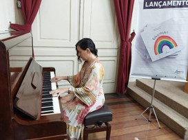 Apresentação de piano - Marcia Ogando - Mulheres Escritoras 2024