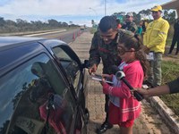 Blitz educativa alerta para riscos de incêndio em Brasília