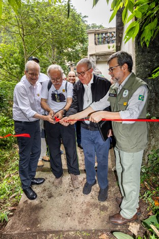 Representantes do ICMBio e do MMA celebram a inauguração da trilha Paineiras-Corcovado - Foto: Guilherme Silva