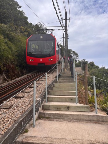 Trem do Corcovado em operação na nova trilha do Parque Nacional da Tijuca - Foto: Reprodução ICMBio