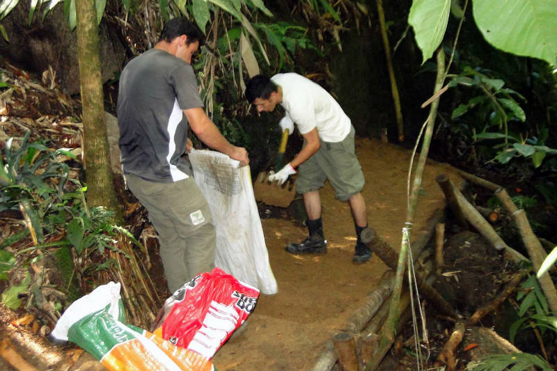 voluntarios parnaso.jpg