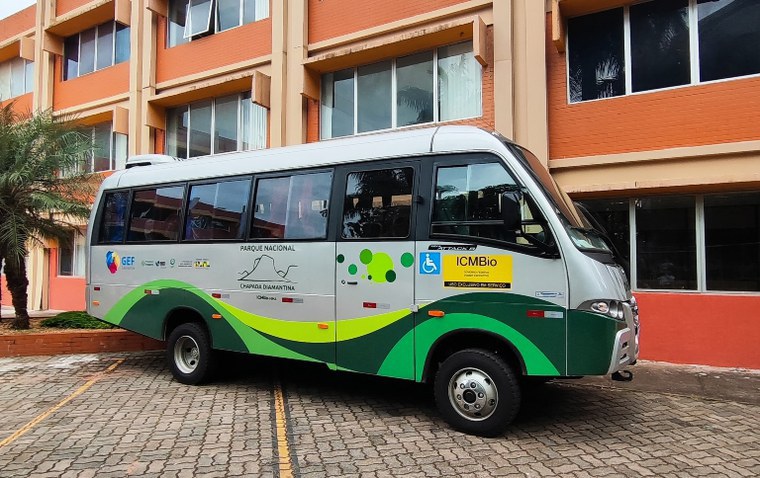 Parque Nacional da Chapada Diamantina adquire micro-ônibus