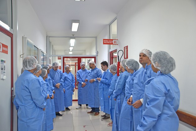 Participantes visitaram laboratórios da Seção de Arbovirologia e Febres Hemorrágicas (SAARB/IEC)