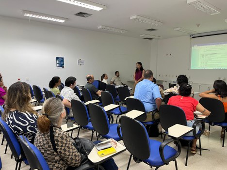 Desde 23/09 o IEC tem promovido treinamentos para detecção do vírus Oropouche, utilizando diferentes metodologias