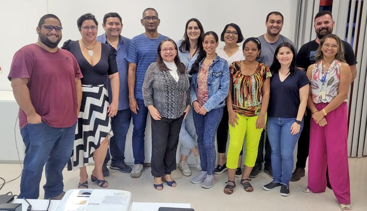 Pesquisadores da Seção de Arbovirologia e Febres Hemorrágicas (SAARB/IEC) e os participantes do treinamento