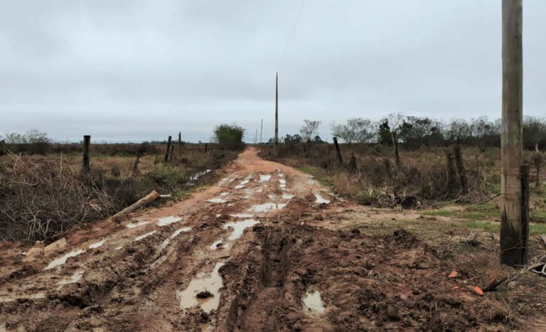 Recuperação emergencial de estradas no Rio Grande do Sul