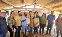 Incra entrega títulos a pequenos produtores de Figueirópolis (TO)