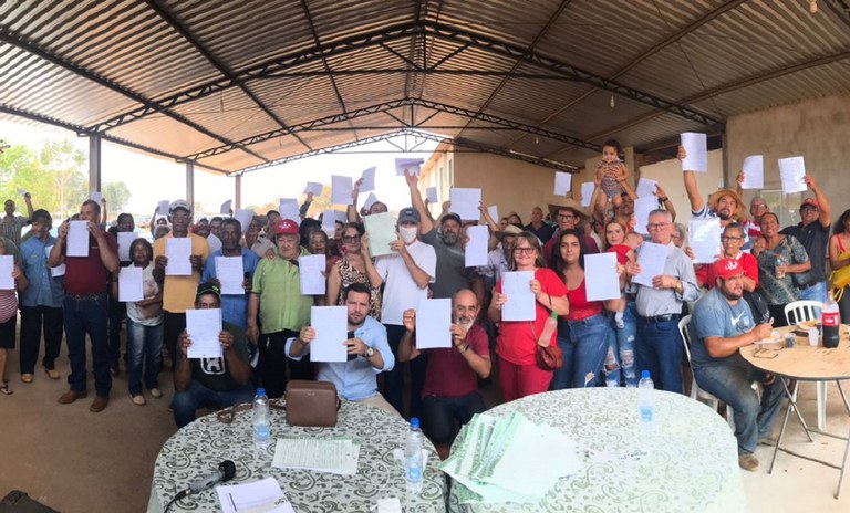 Incra inicia entrega de títulos para famílias do assentamento Canudos no Oeste goiano