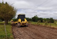 Investimento de R$ 750 mil garante melhorias em estradas de assentamentos gaúchos