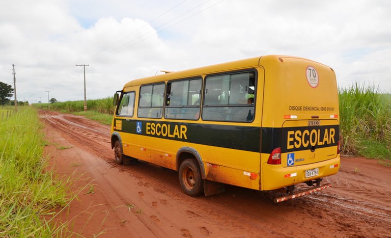 Transporte escolar na zona rural