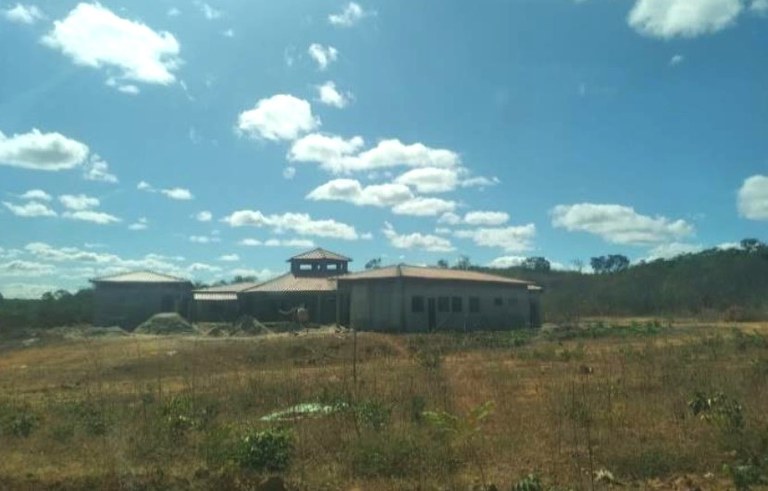 PI_CQ Paquetá construção da nova escola.jpg