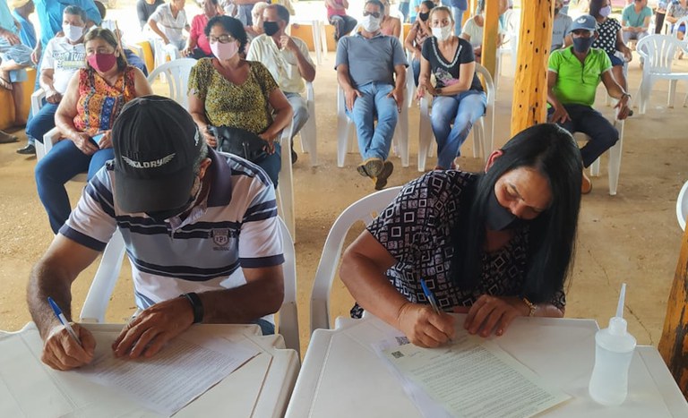 Titulação do assentamento Barreiro do Cedro em João Pinheiro (MG)