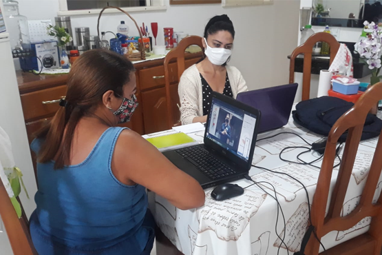 Treinamento foi transmitido ao vivo para assistentes de local de aplicação do Acre. Crédito: Maria Victor/Coordenação Estadual do Acre do Revalida 2020