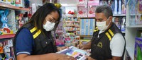 Dia das crianças: Inmetro identifica mais de 15 mil produtos infantis comercializados de forma irregular em 12 estados brasileiros