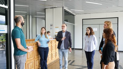 A visita fortalece a cooperação Brasil-Alemanha, ressaltando o papel do Inmetro na promoção de qualidade, sustentabilidade e inovação