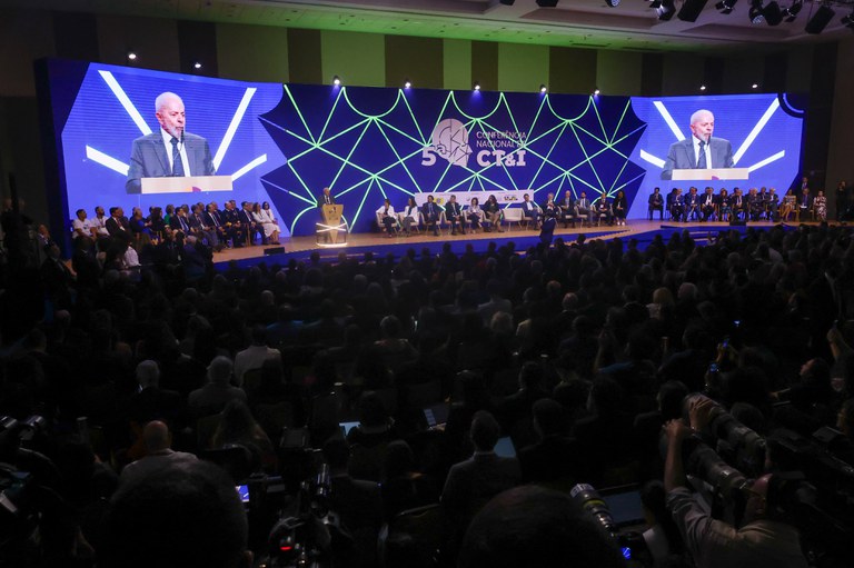 Presidente Lula discursa na abertura da 5ª CNCTI