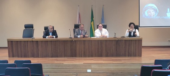 Mesa de Abertura na Oficina, com Luis Maurano, José Godofredo, Daniella Moura e Alessandra Gomes (esq para direita).