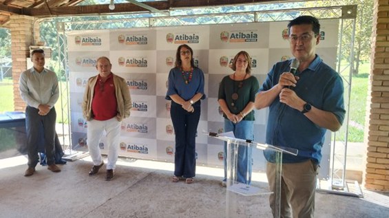 Emil Ono, parabenizando as crianças e agradecendo ao INPE e a Universidade Mackenzie pela apoio dado à Prefeitura na organização do evento.