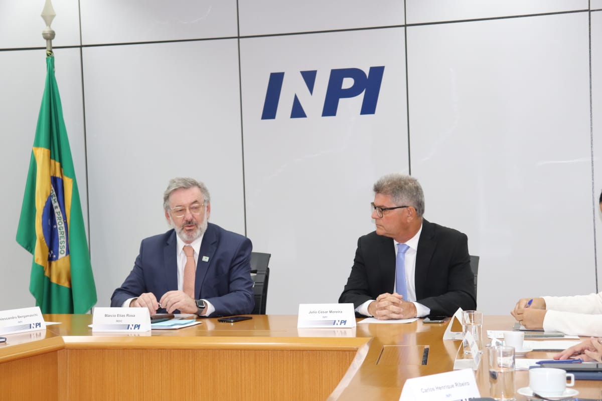Secretário executivo do MDIC participa de reunião no INPI