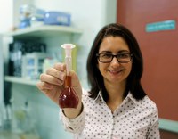Com apoio da Faperj, pesquisadora do INT avaliará novas propriedades antimicrobianas da semente do açaí