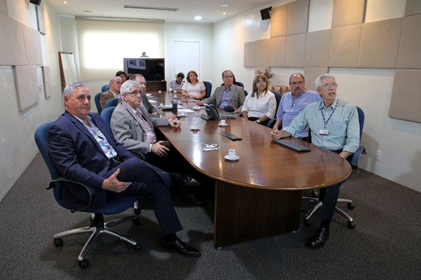 2019-05-09_visita-Secretario-SEPLA-MCTIC_foto-amanda-Oliveira_Web1