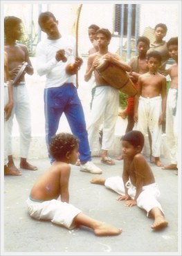 Capoeira Kizomba Angola, no Mato Grosso, 1990 (Foto: Acervo Pessoal)