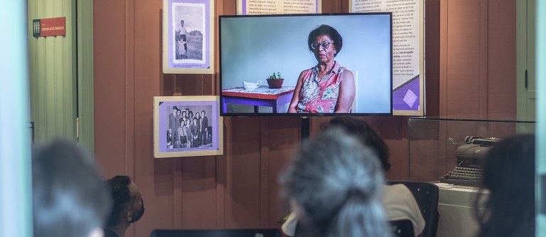 Em Curitiba, a programação convida a conhecer a exposição sobre a primeira engenheira negra do Brasil. (Foto: Felipe Roehrig)