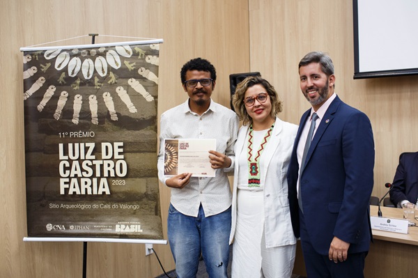 Hudson Romário Melo de Jesus, vencedor na categoria dissertação. (Foto: Mariana Alves/Iphan)