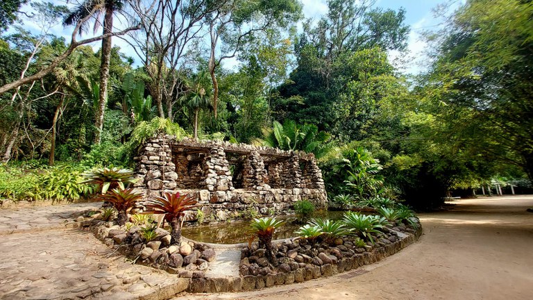 Karl Glasl Grotto in Rio de Janeiro's Botanical Garden