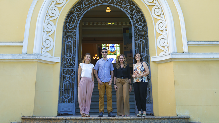 Patrícia Spinelli, Mauro Garcia Santa Cruz, Larissa Medeiros e Ana Cristina