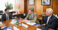 Ministro Fábio Faria recebe delegação dos Estados Unidos