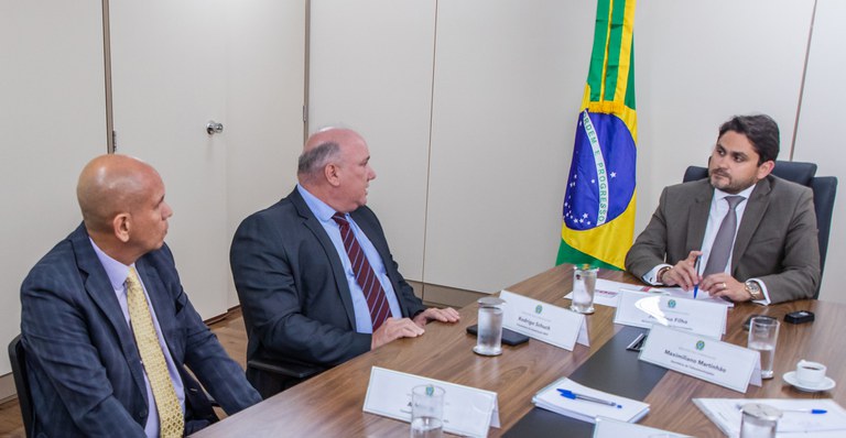 Reunião ministro JF Associação NEO