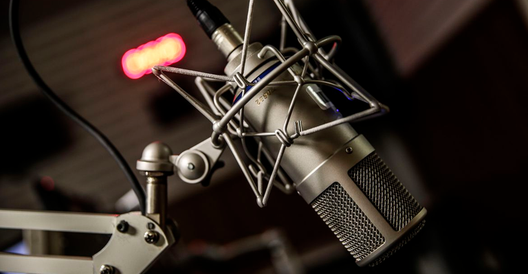microfone radio FM
