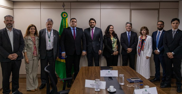 Conselheiros do Fust tomaram posse nesta quarta-feira (22)