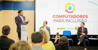 Ministério das Comunicações assina acordo com o Banco do Brasil para ampliar o programa Computadores para a Inclusão
