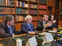 Marcos Pontes participa de live do presidente Jair Bolsonaro nesta quinta (22)