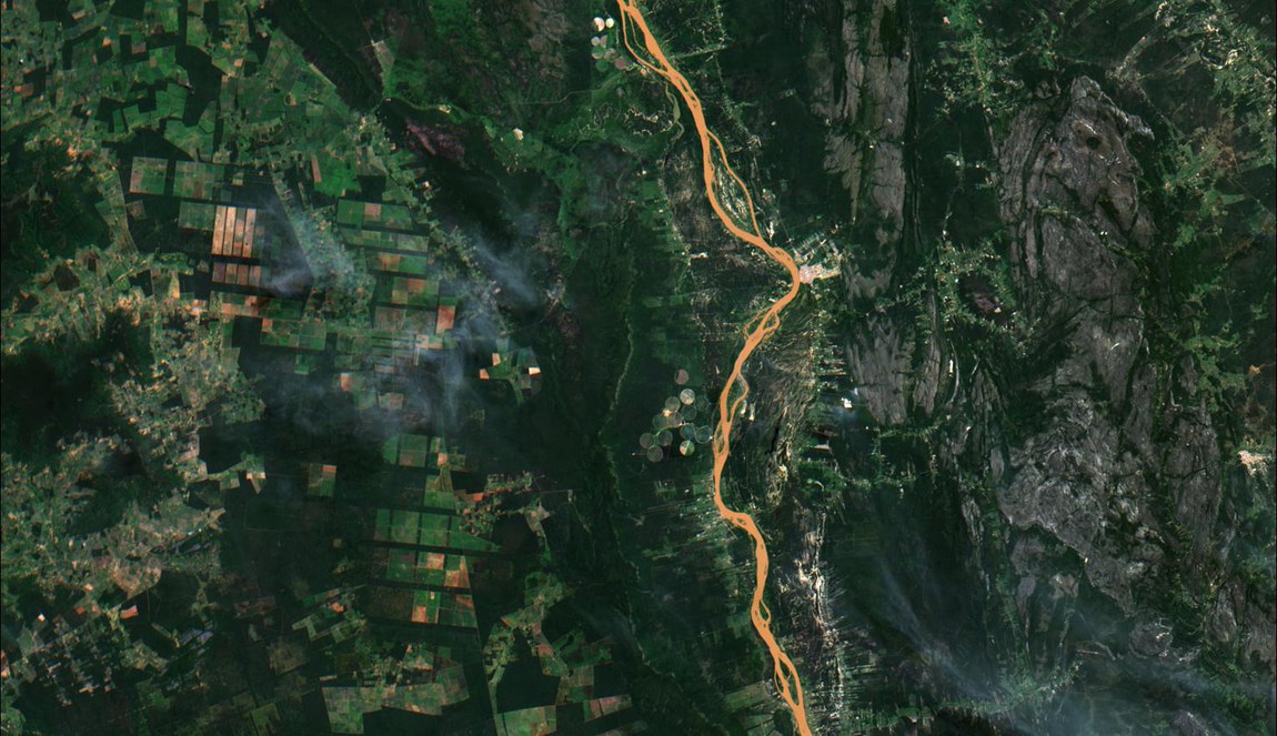 Figura 4 - Cor verdadeira mostrando ao município de Ibotirama, BA, o Rio São Francisco, e entornos.