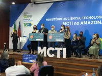 Ministro do MCTI entrega prêmio Mulheres Inovadoras em Manaus (AM)