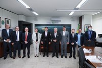 Ministros da Ciência, Tecnologia e Inovações e da Cidadania debatem pagamento de Bolsa Científica Júnior pelo Auxílio Brasil