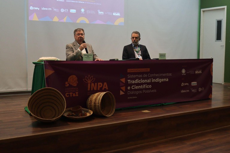 conferencia inpa.jpg