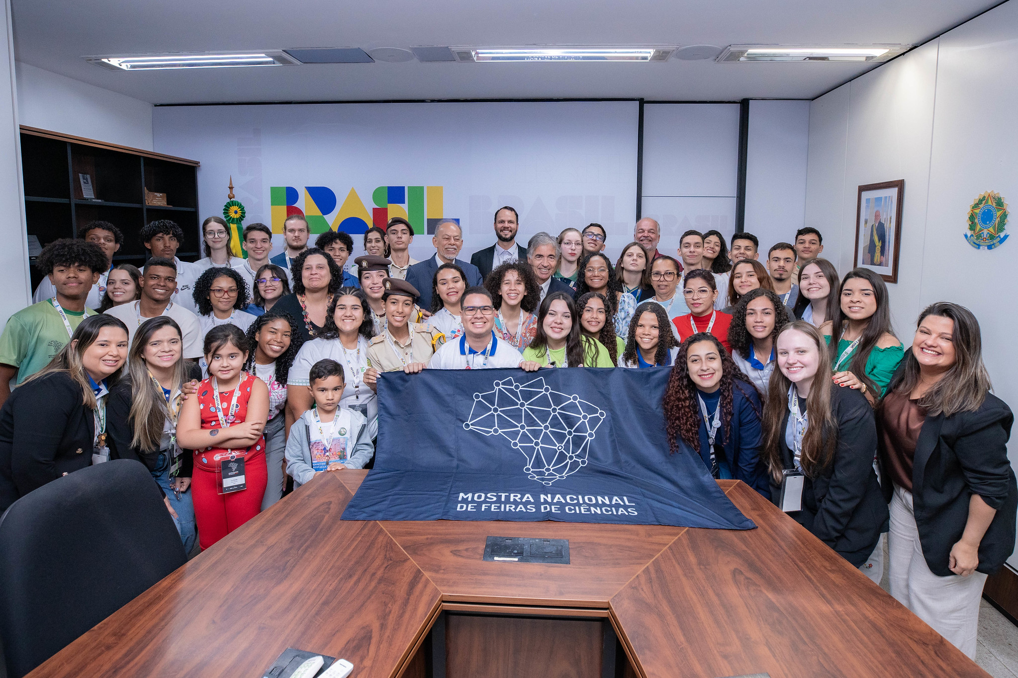 Até a quinta-feira (26), de maneira itinerante, serão apresentados 28 projetos desenvolvidos por estudantes e professores de 22 estados brasileiros