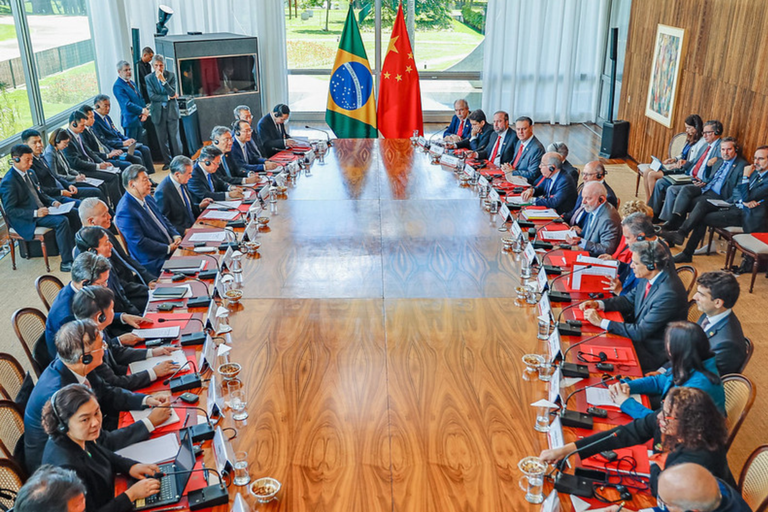 Parceria Brasil e China visita do presidente Xi Jinping reforça a  cooperação em ciência, tecnologia e inovação_03.png