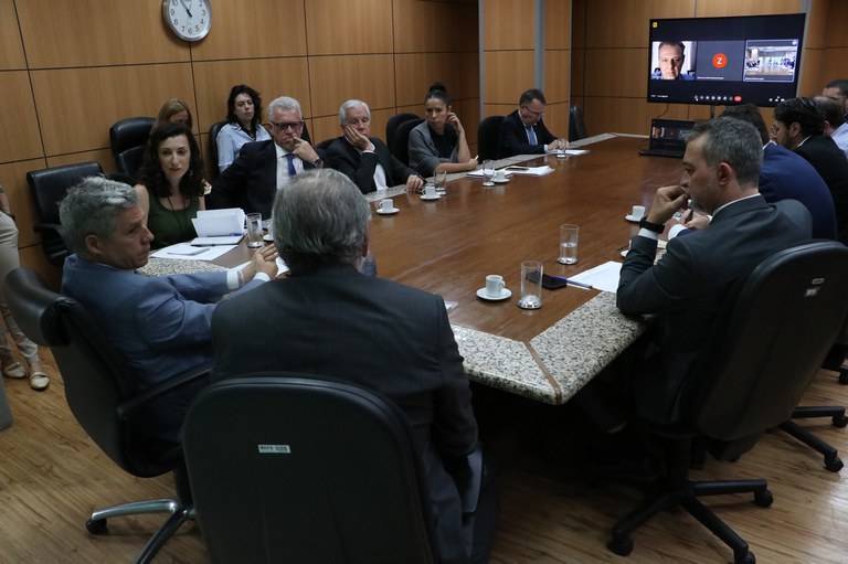 Governo Federal adota um conjunto de medidas para apoiar a cadeia produtiva do leite