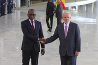Ministro Paulo Teixeira participa de encontro com presidente e delegação do Benin