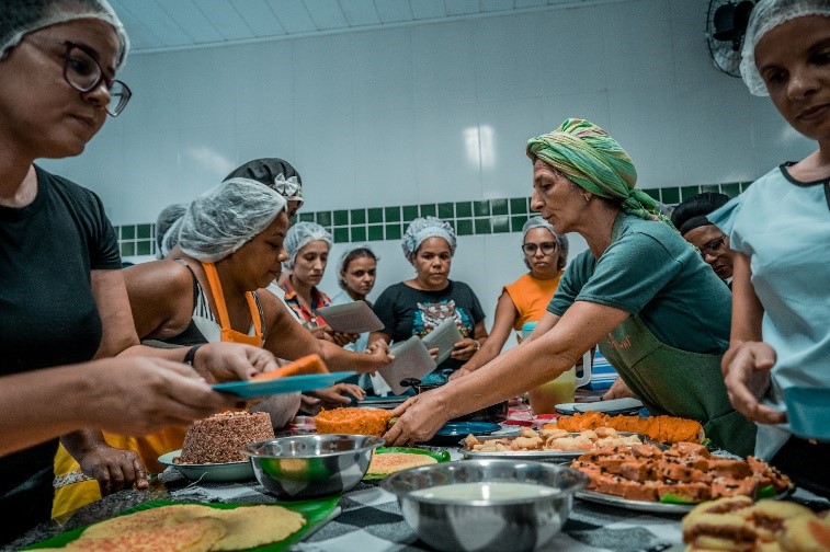 Publicação “Cabruca à Mesa” valoriza produtos da cabruca para uso na alimentação escolar