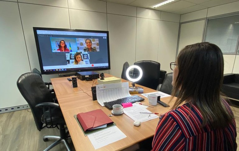 Webinário celebra oito anos da Patrulha Maria da Penha no RS