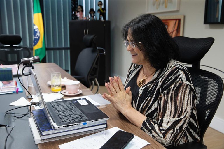 Fórum debate violência contra crianças e adolescentes no ambiente institucional