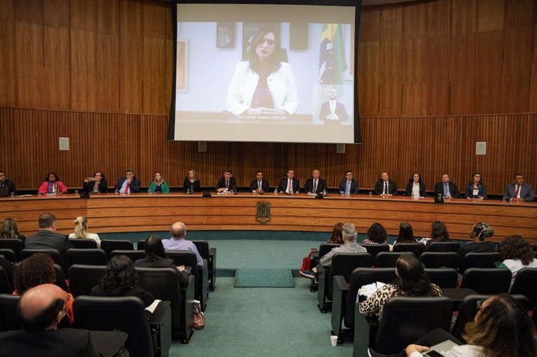 Gestores se reúnem em Porto Alegre para discutir ações de atendimento a crianças e adolescentes em grave risco de morte