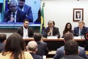 Em audiência pública na Câmara, Silvio Almeida defende caminho da ciência no combate às drogas e à violência